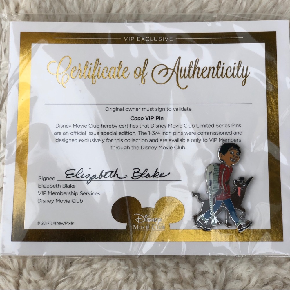 Disney Coco VIP Pin W/Certificate of Authenticity